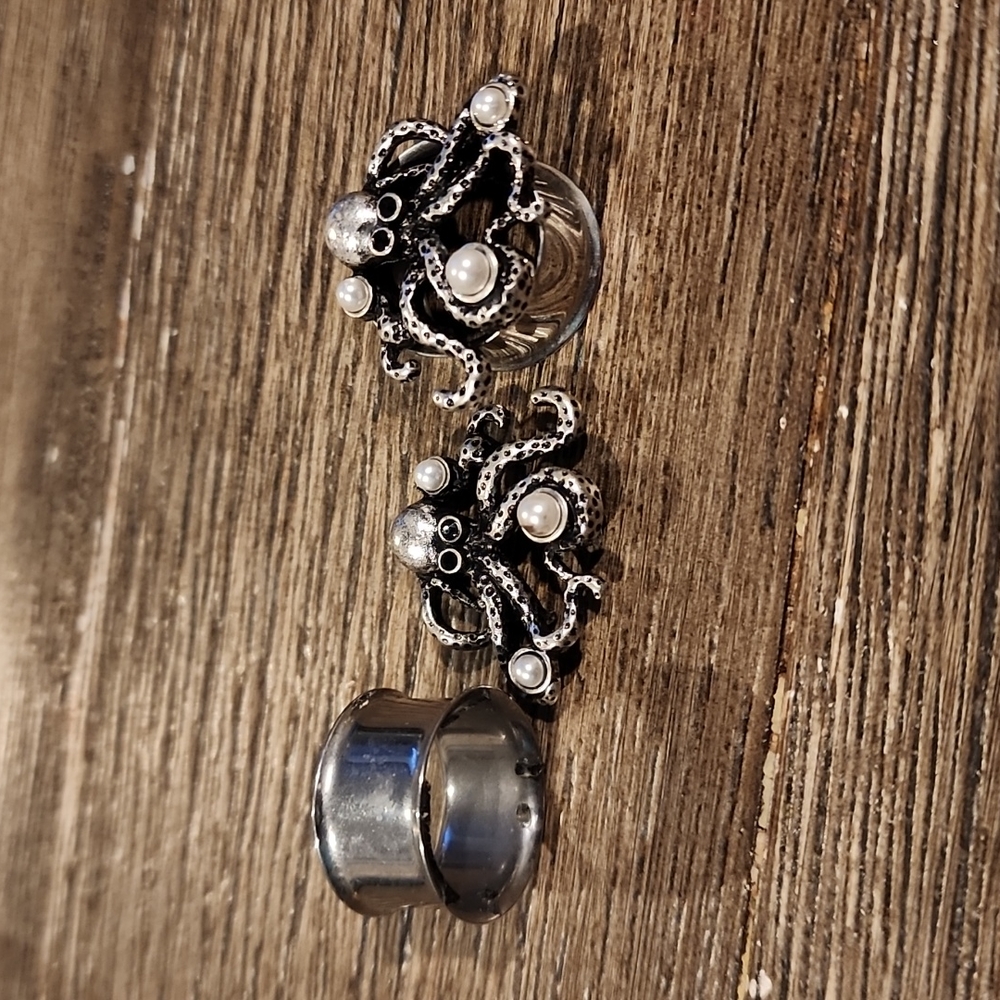 3/4" Stainless Octopus Plugs